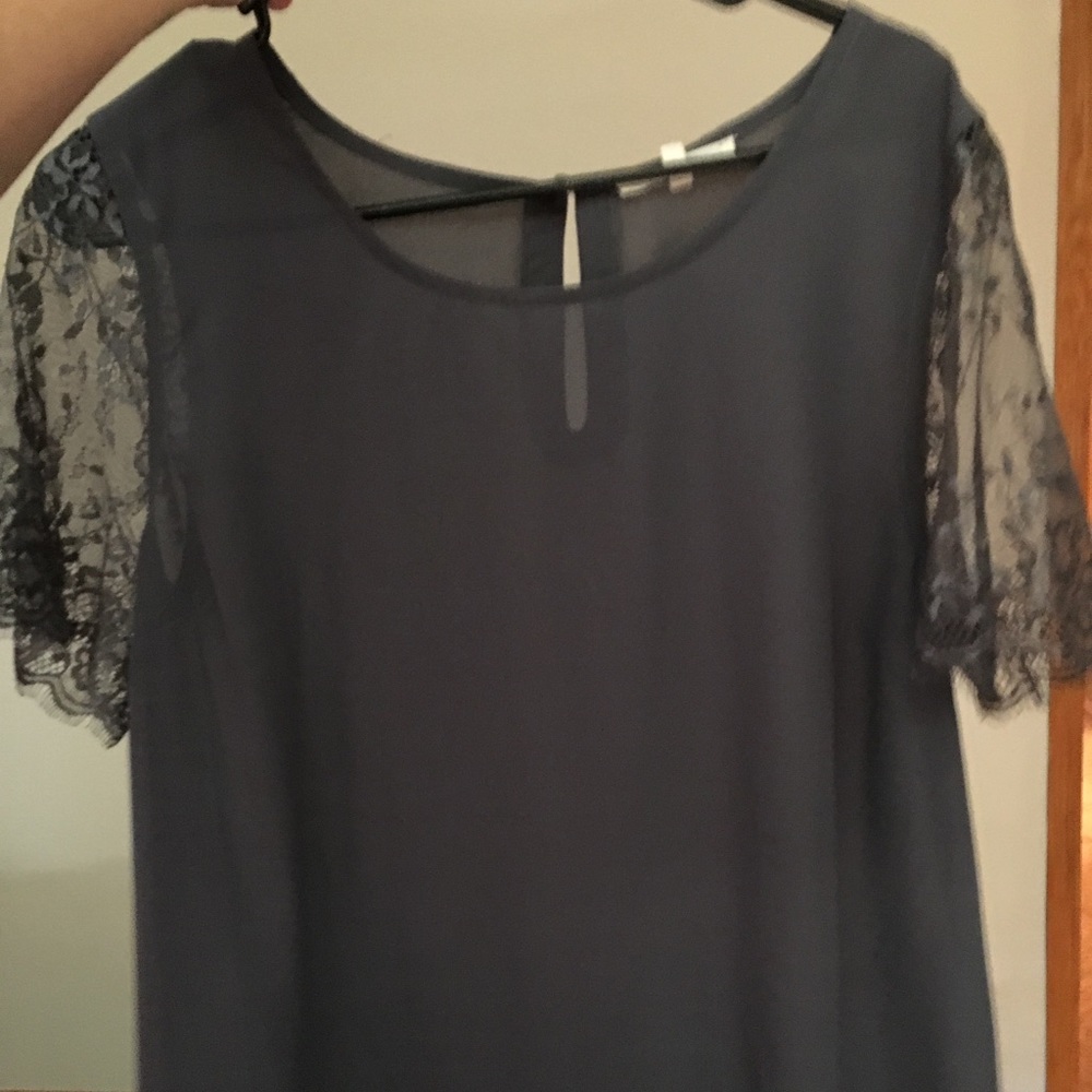 Grey lightweight dressy top